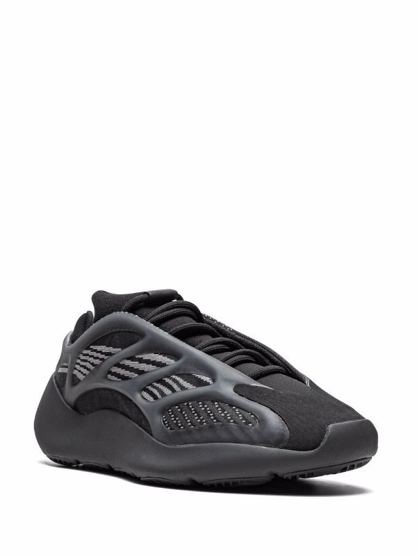 Adidas YEEZY Boost 700 V3 Black (Unisex)