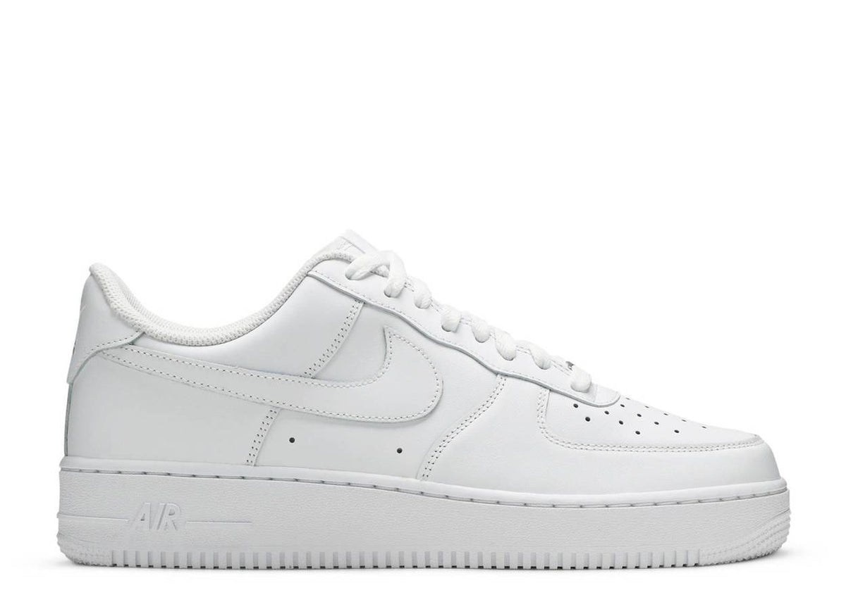 NIKE AIR FORCE