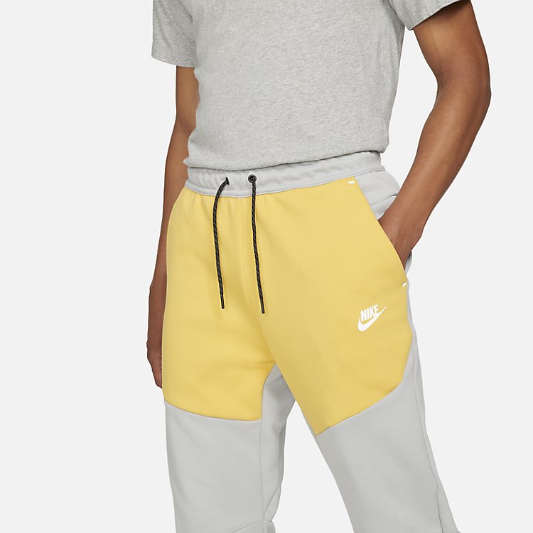 Nike Sportswear Tech Fleece Sweatpants 'Grey Solar Flare' CU4495-077