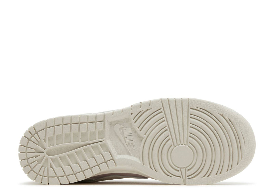 NIKE DUNK LOW WMNS NEXT NATURE 'PLATINUM VIOLET