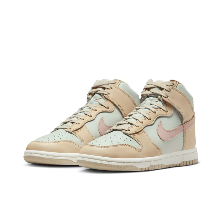 Dunk High (W)