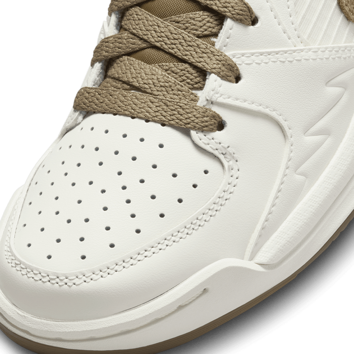 Jordan Stadium 90 (W)