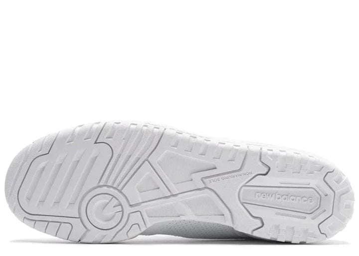 NEW BALANCE 550 TRIPLE WHITE